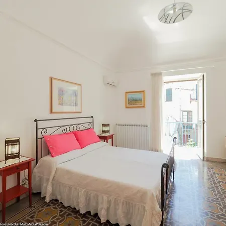 Ferienhaus Del Duomo A 2 Minuti Spiaggia Wi-fi E Aria Condizionata Cefalù